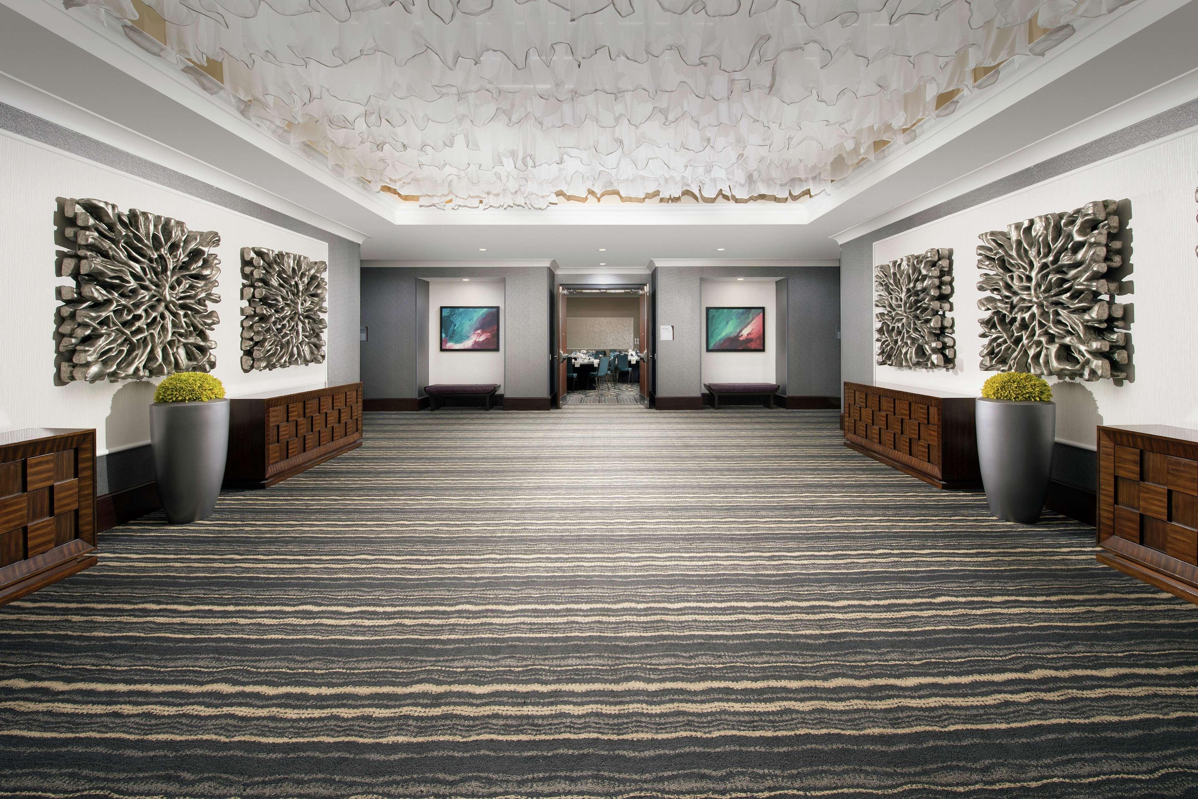 Embassy Suites By Hilton Atlanta Airport College Park Exteriör bild