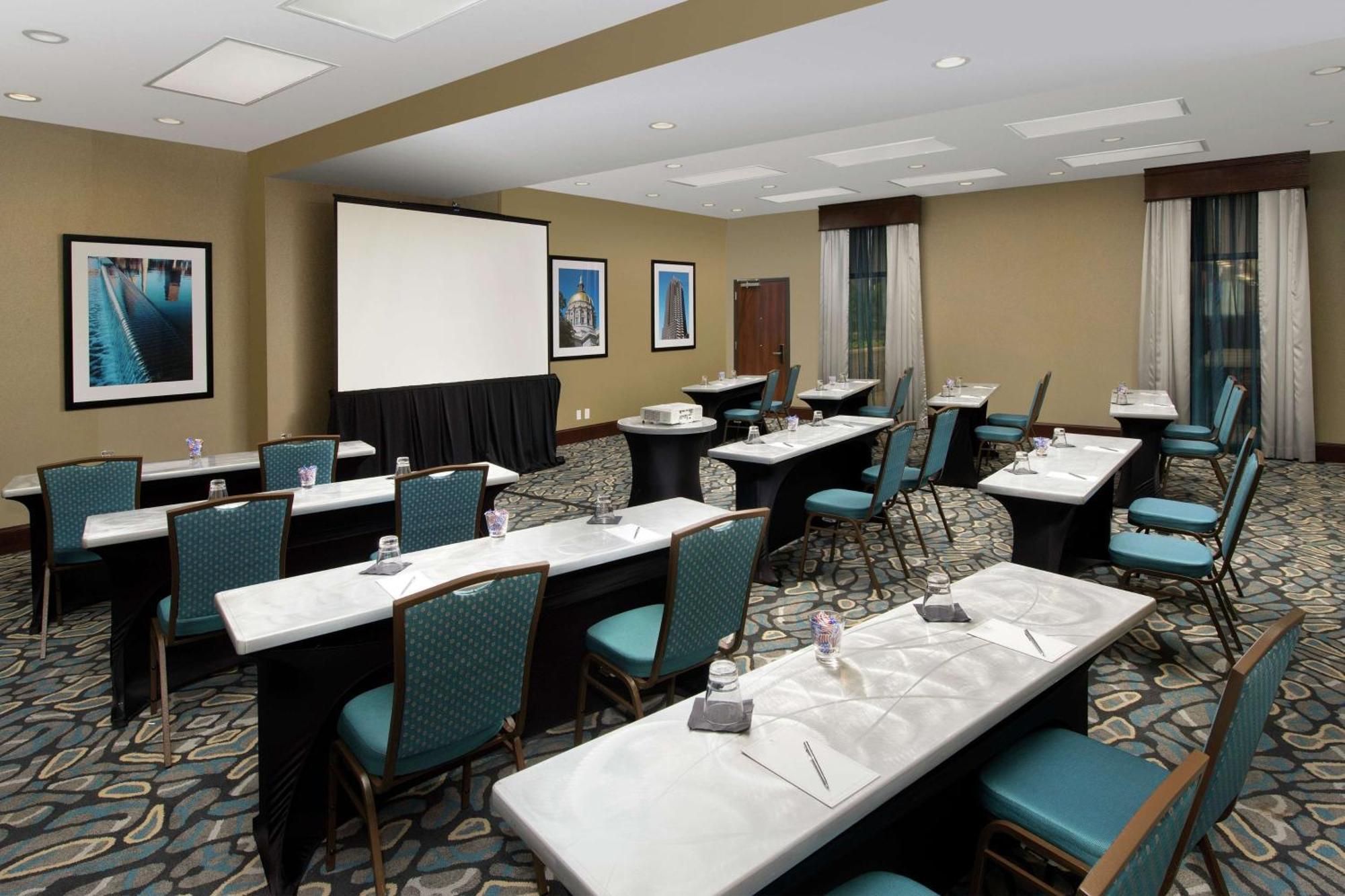 Embassy Suites By Hilton Atlanta Airport College Park Exteriör bild