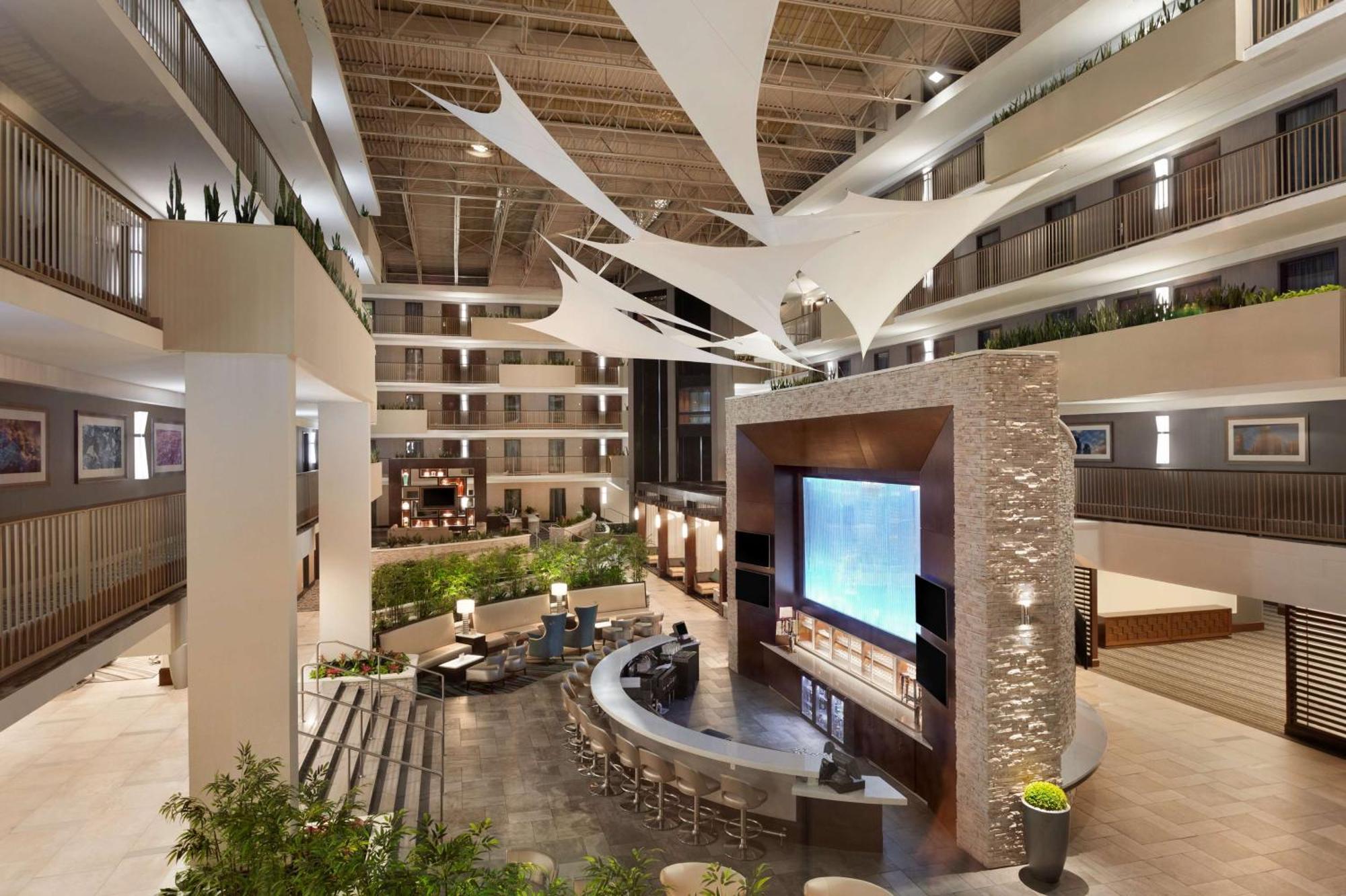 Embassy Suites By Hilton Atlanta Airport College Park Exteriör bild