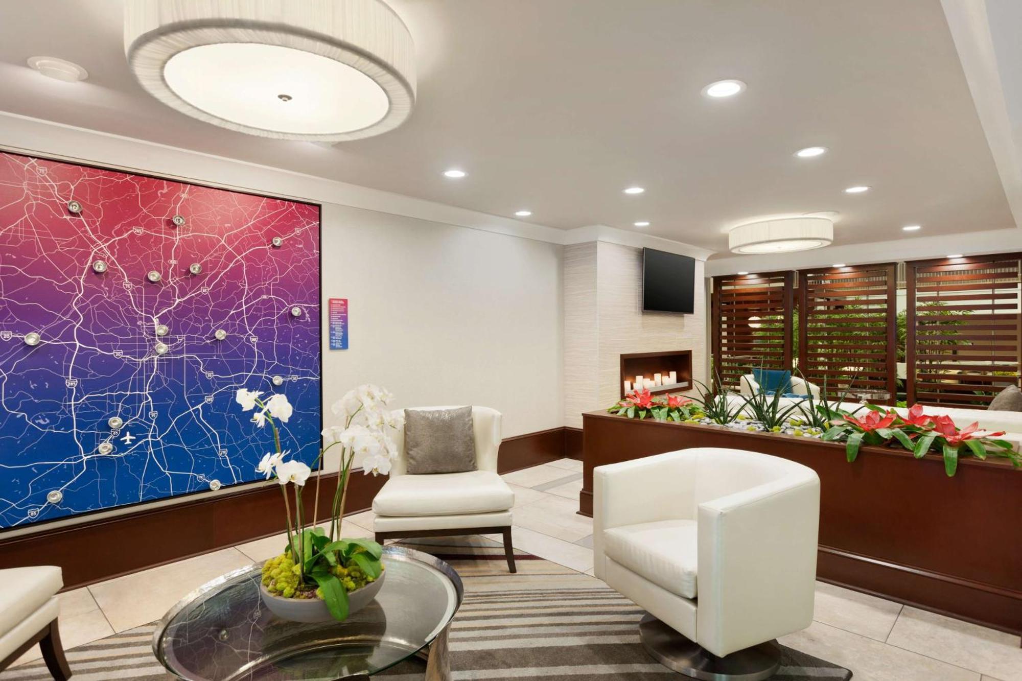 Embassy Suites By Hilton Atlanta Airport College Park Exteriör bild