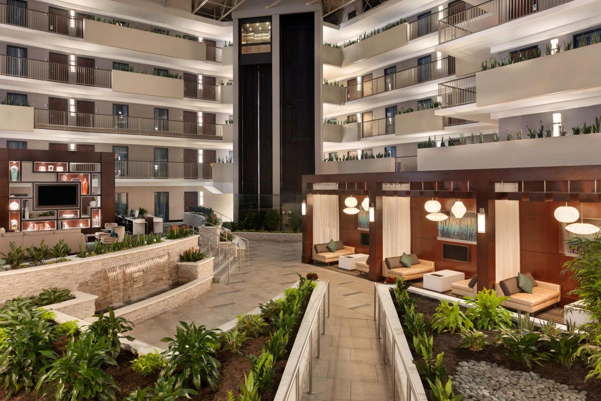 Embassy Suites By Hilton Atlanta Airport College Park Exteriör bild