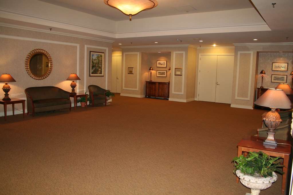 Embassy Suites By Hilton Atlanta Airport College Park Bekvämligheter bild